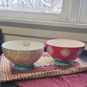The Pioneer Women Bundle 2 Footed Bowls